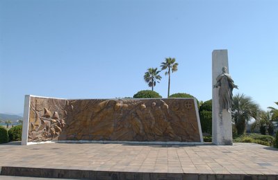 🗿 자비에르 상륙 기념비(자비에루 조리쿠 키넨히)